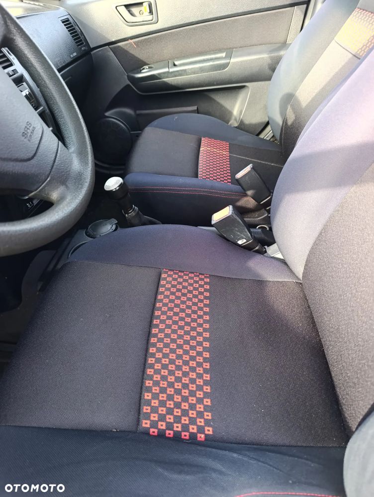 Hyundai Getz - 13