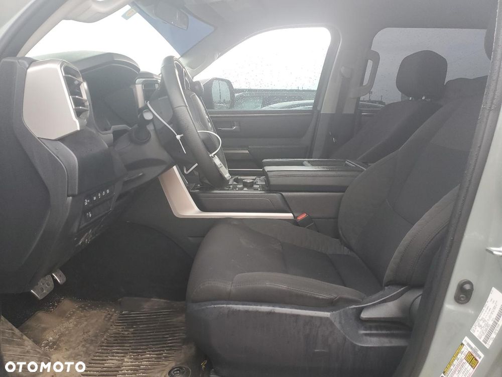 Toyota Tundra - 8
