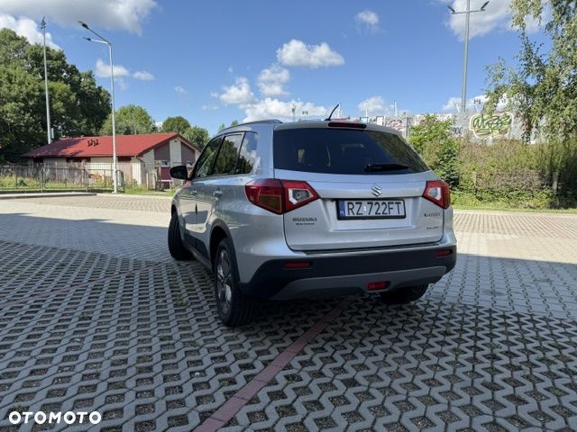 Suzuki Vitara 1.6 Premium 4WD - 10