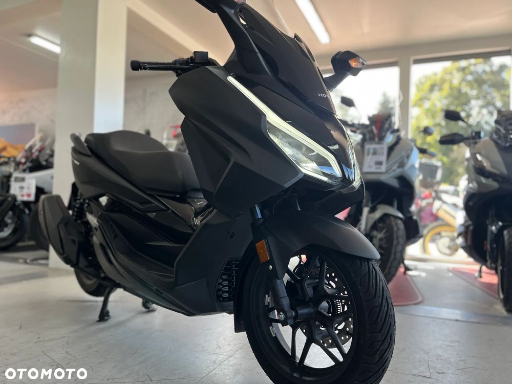 Honda NSS - 14