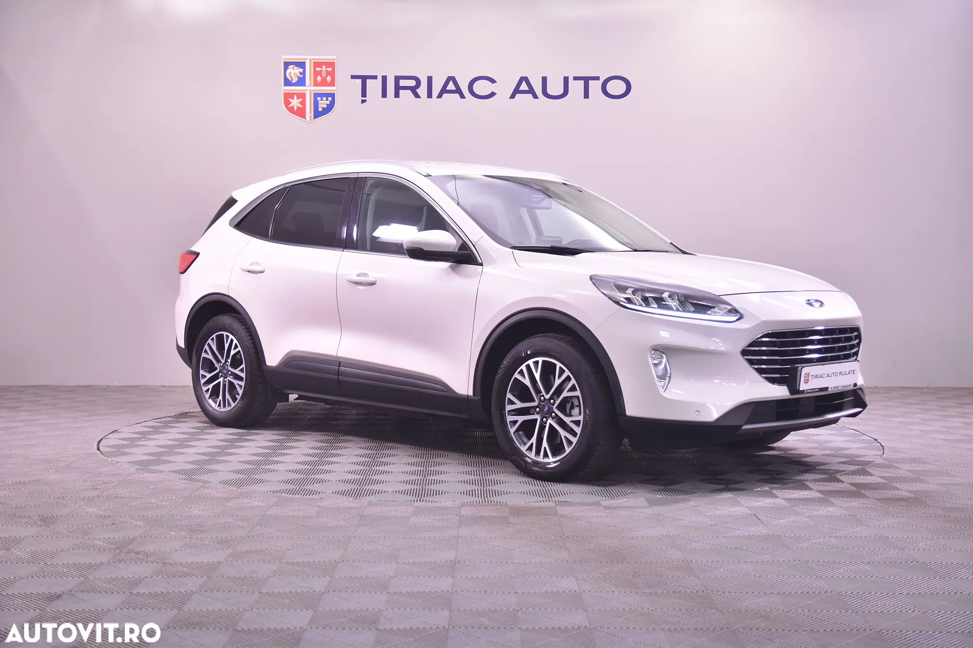 Ford Kuga - 7