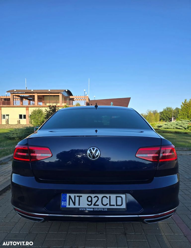 Volkswagen Passat 2.0 TDI DSG Highline - 6