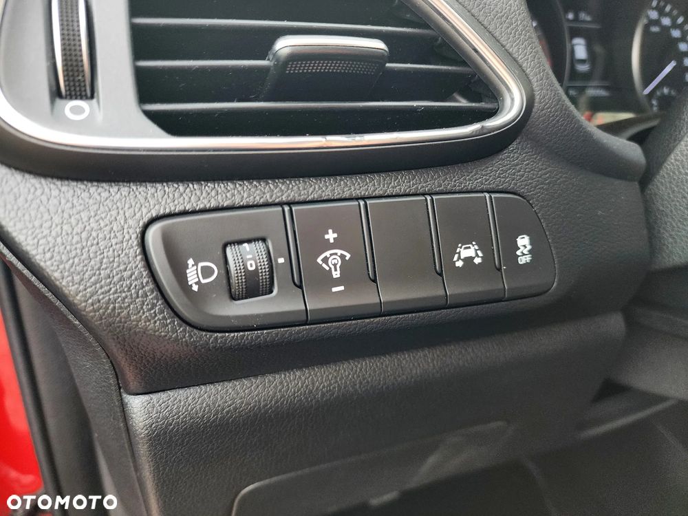 Hyundai i30 1.4 Trend - 29