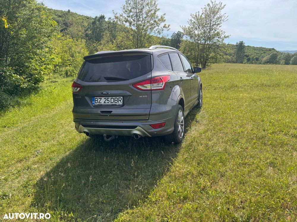 Ford Kuga - 4