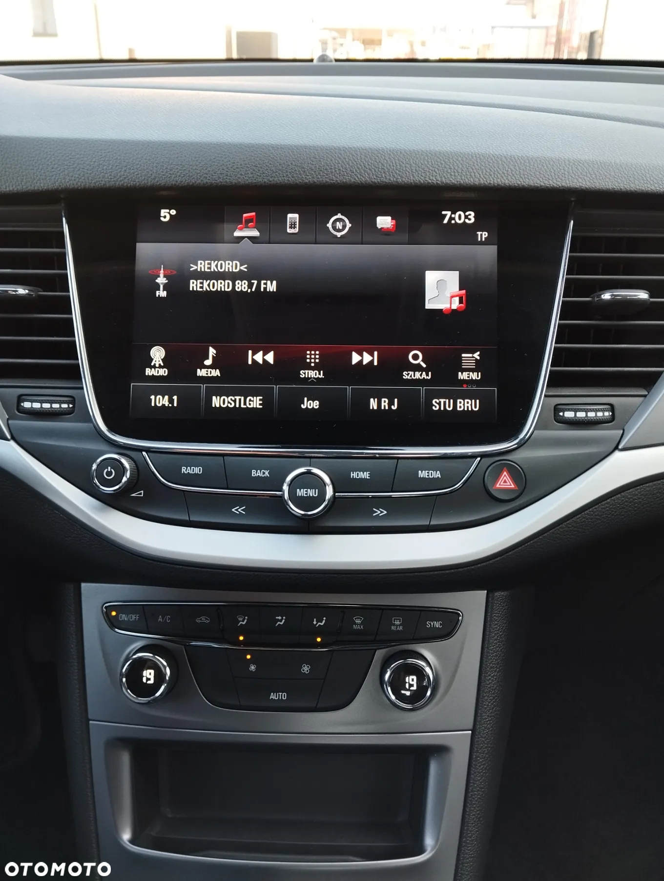 Opel Astra - 20