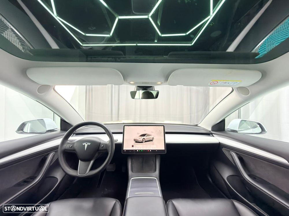 Tesla Model 3 Standard Range Plus RWD - 11