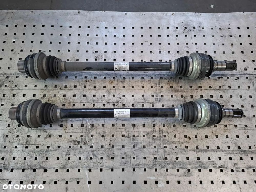 PÓŁOŚ TYLNA TYŁ PÓŁOŚKA 95B501203 PORSCHE MACAN 95B 3,6 - 1