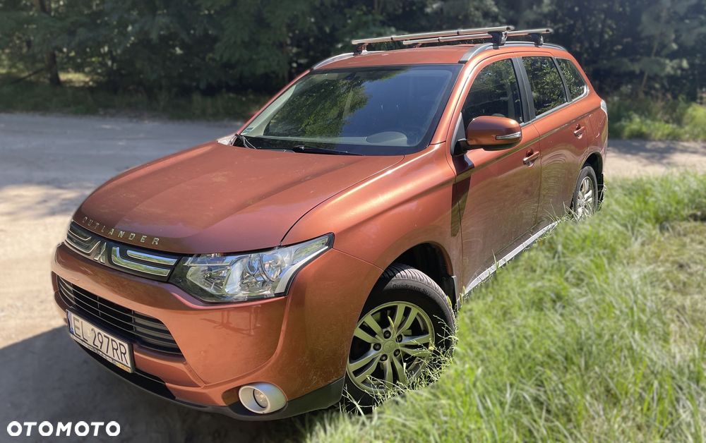 Mitsubishi Outlander - 4
