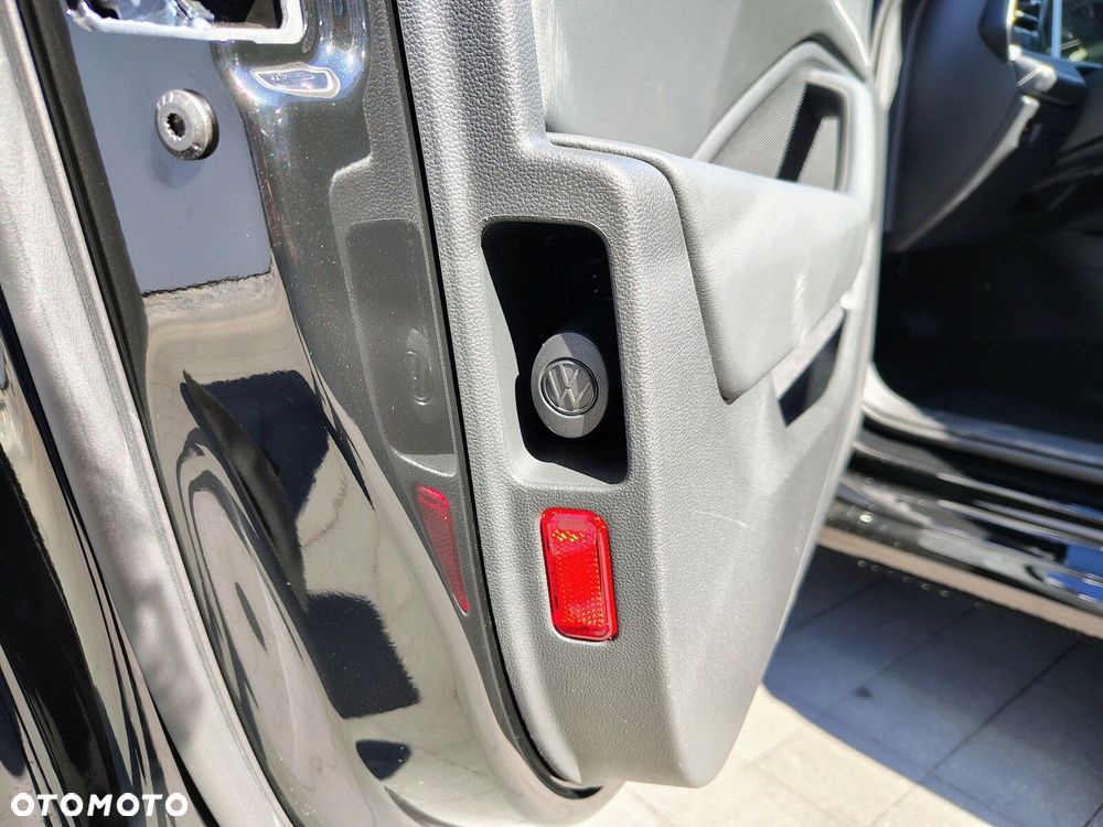 Volkswagen Passat - 18
