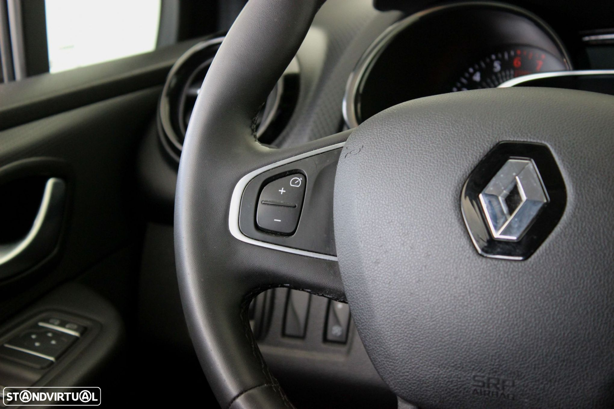 Renault Clio Sport Tourer 0.9 TCe Limited - 15