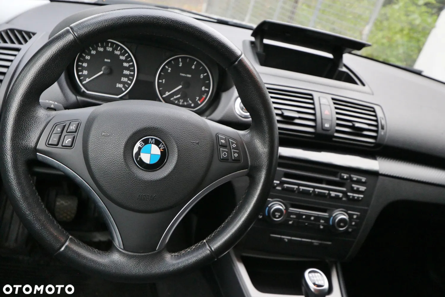 BMW Seria 1 118i - 10