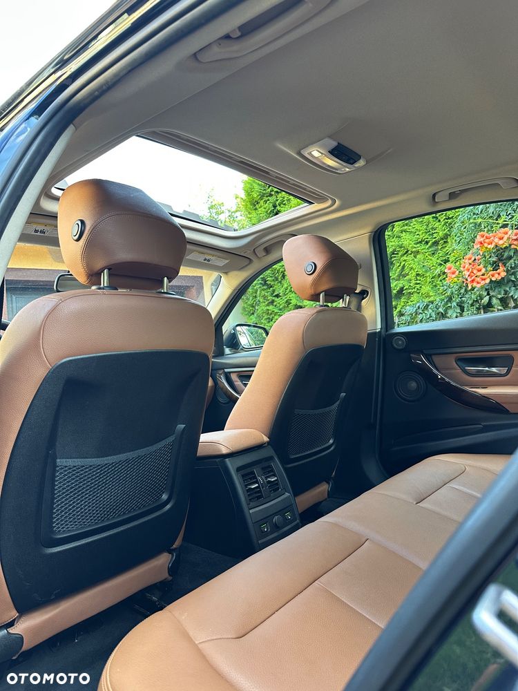 BMW Seria 3 335i xDrive Sport-Aut Luxury Line - 21