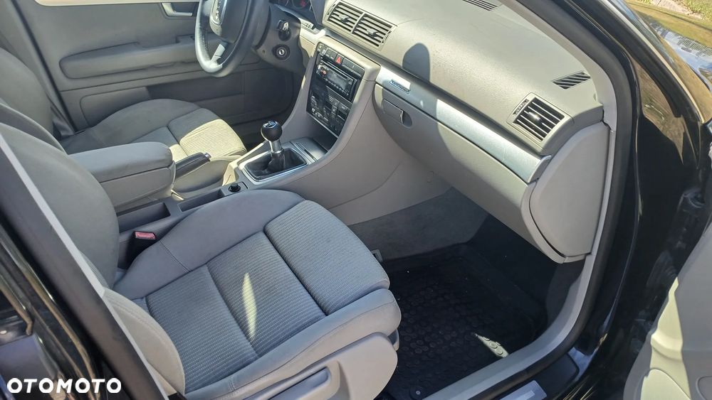 Audi A4 Avant 1.8T Quattro - 6