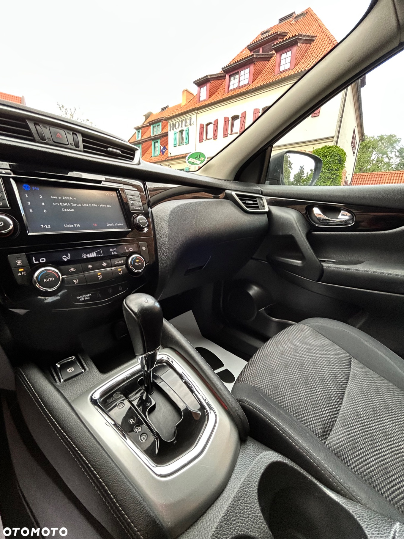 Nissan Qashqai 1.6 DCi N-Tec Xtronic - 4