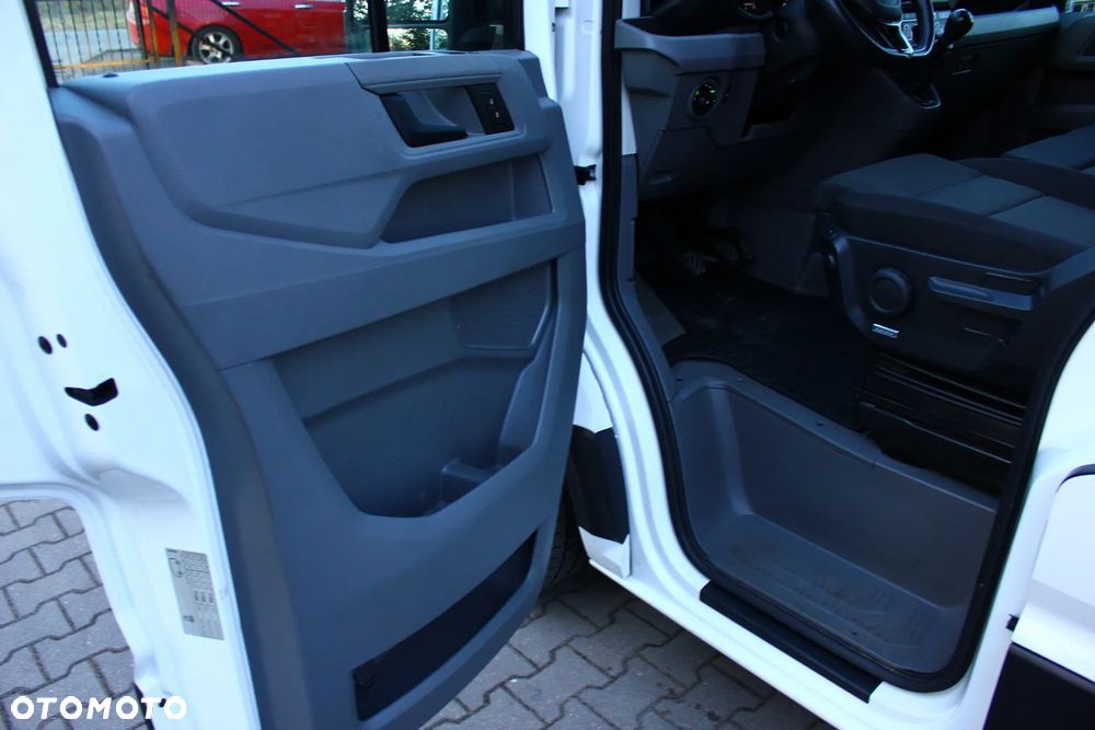 MAN TGE 3.140 2.0 TDI 140KM L3H2 BLASZAK 3 OSOBOWY PERFEKT AUTO VF23% - 14