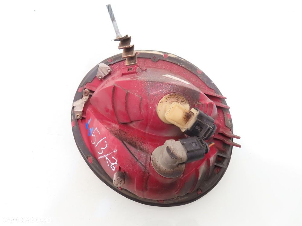 LAMPA PRAWA TYLNA VW NEW BEETLE - 2