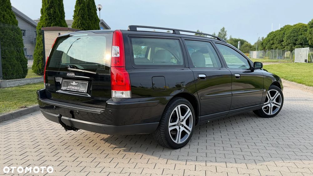 Volvo V70 2.5T Momentum - 3