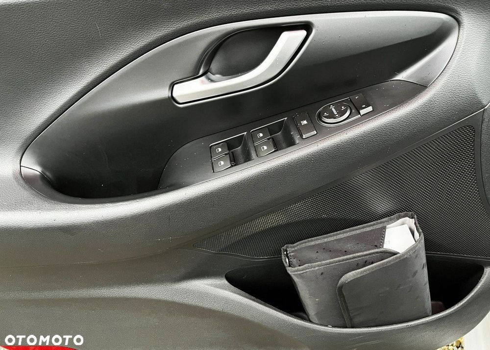 Hyundai i30 - 27