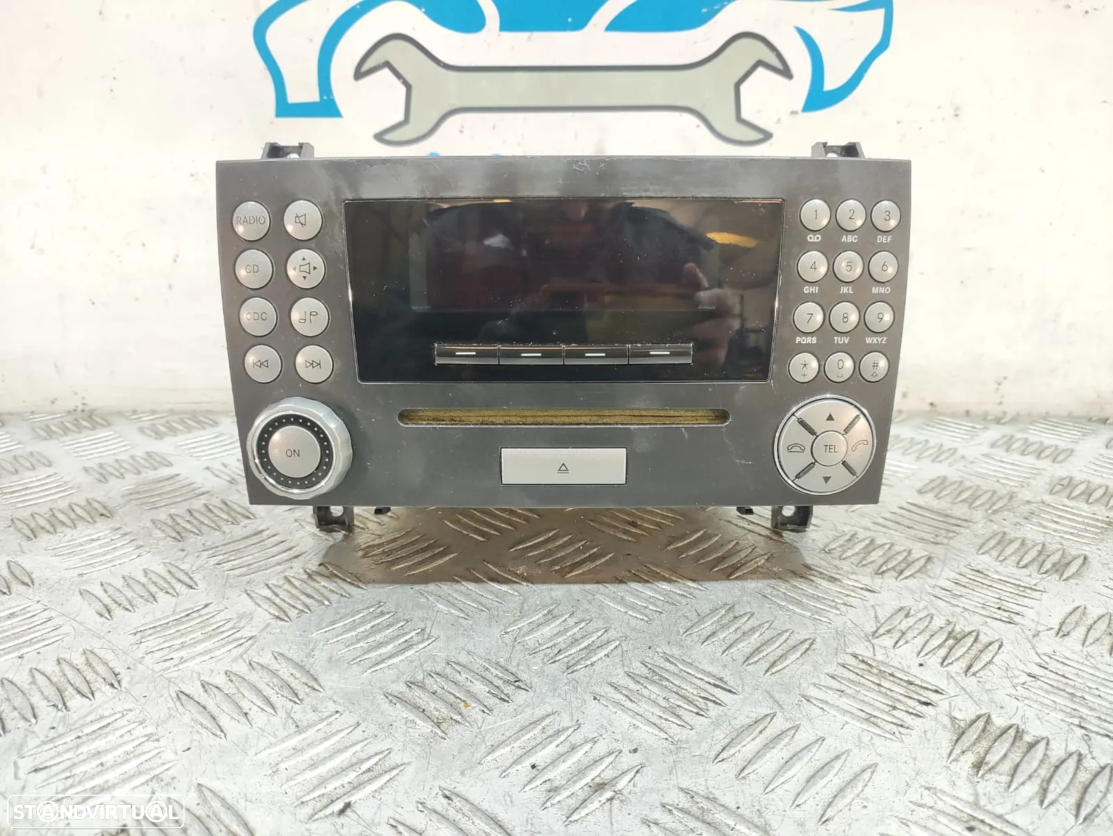 Auto radio Mercedes Benz SLK R171 - 4