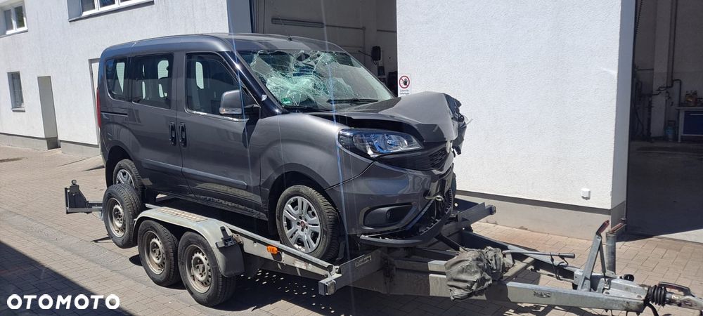Fiat Doblo 1.6 Multijet 16V Lounge - 12