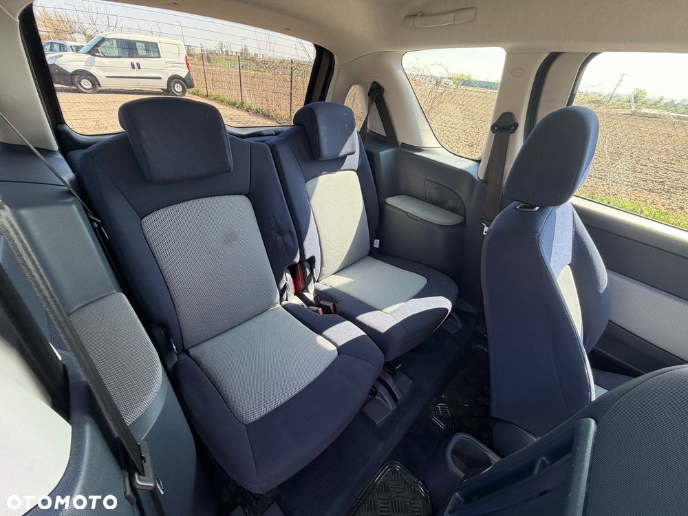 Peugeot 1007 1.4 Happy - 19