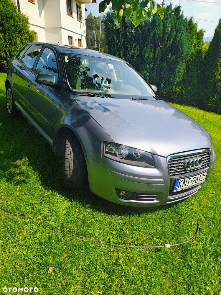 Audi A3 Sportback 2.0 TDI DPF Quattro Ambition - 4