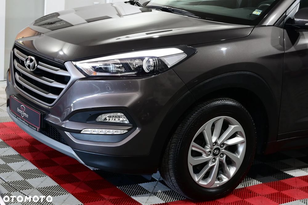 Hyundai Tucson 2.0 CRDi 4WD Automatik Style - 33