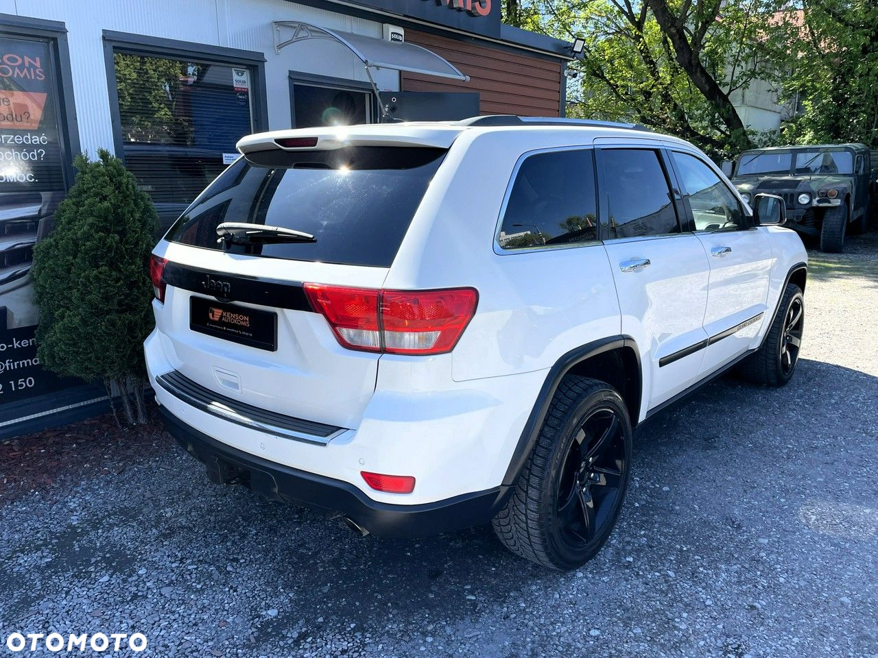Jeep Grand Cherokee - 4