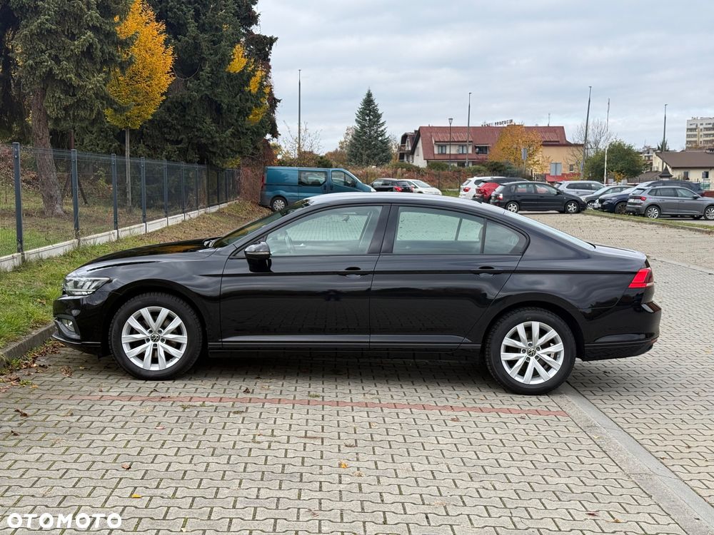 Volkswagen Passat - 18
