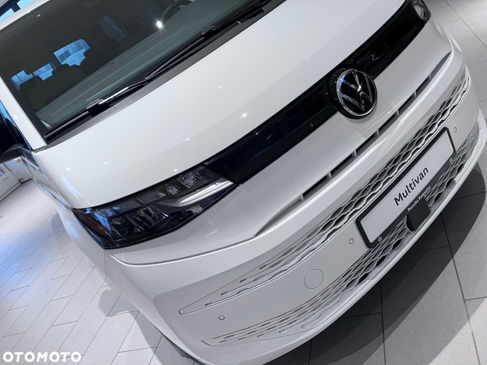 Volkswagen multivan Family 2.0 TDI 150 KM 7-DSG FWD L2 - 6