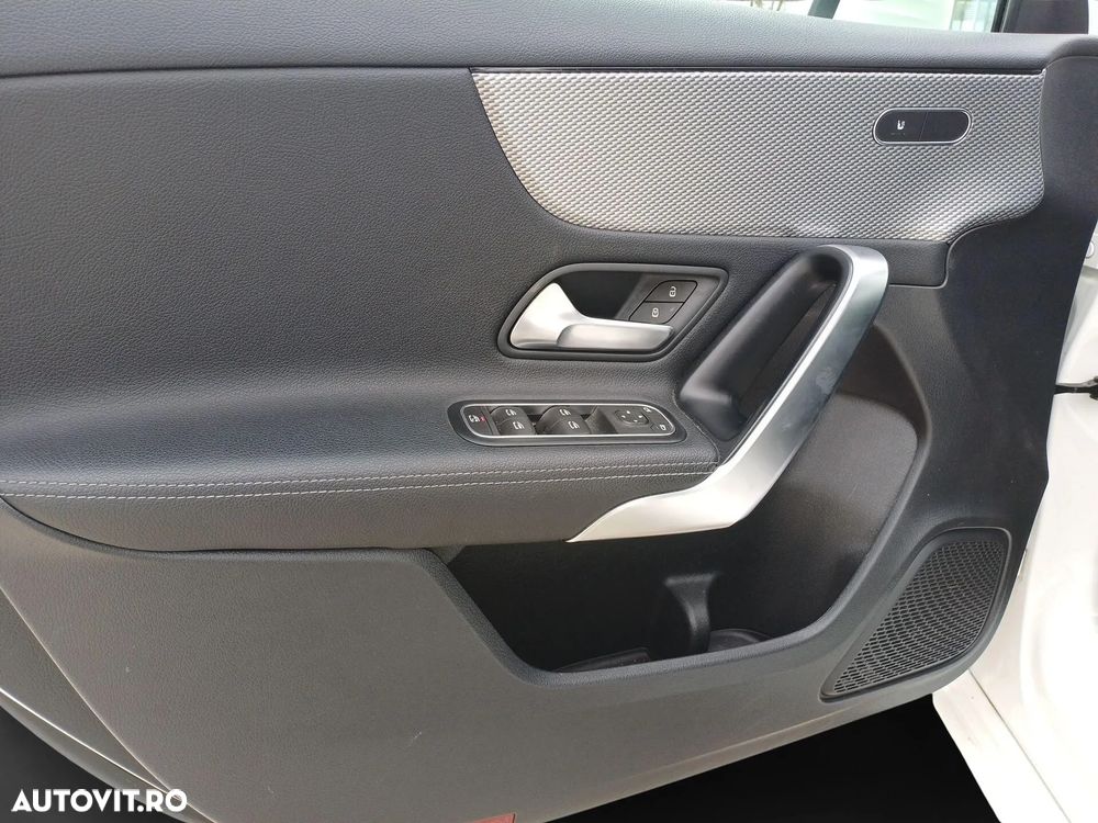 Mercedes-Benz A 180 - 9