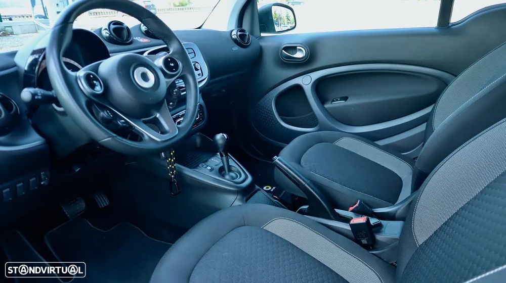 Smart ForTwo Coupé EQ passion - 18