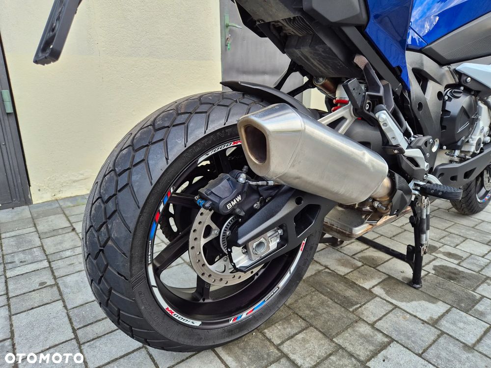 BMW XR - 32
