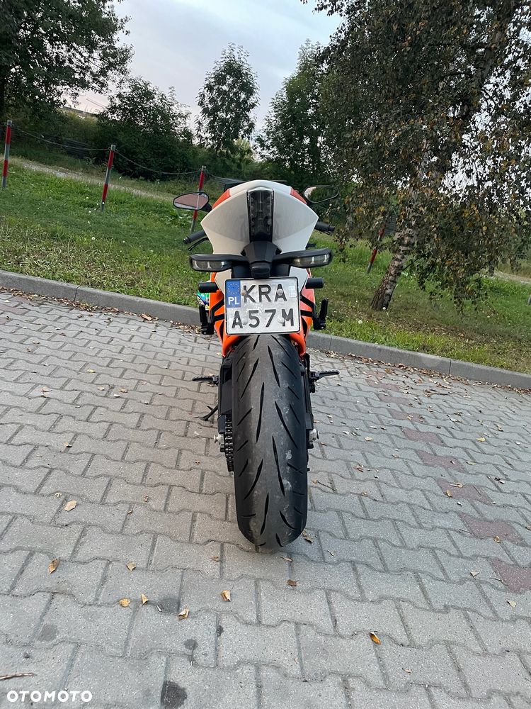 KTM RC 8 - 12
