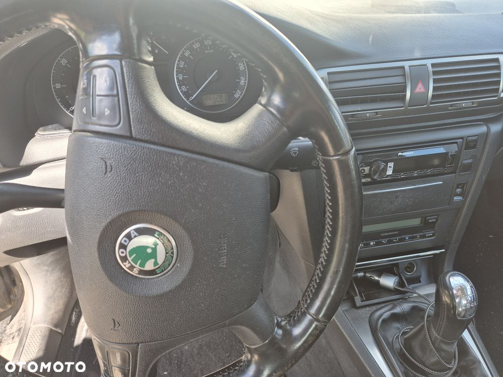 Skoda Superb - 4