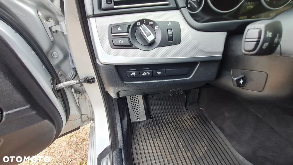 BMW Seria 5 535d Touring - 16