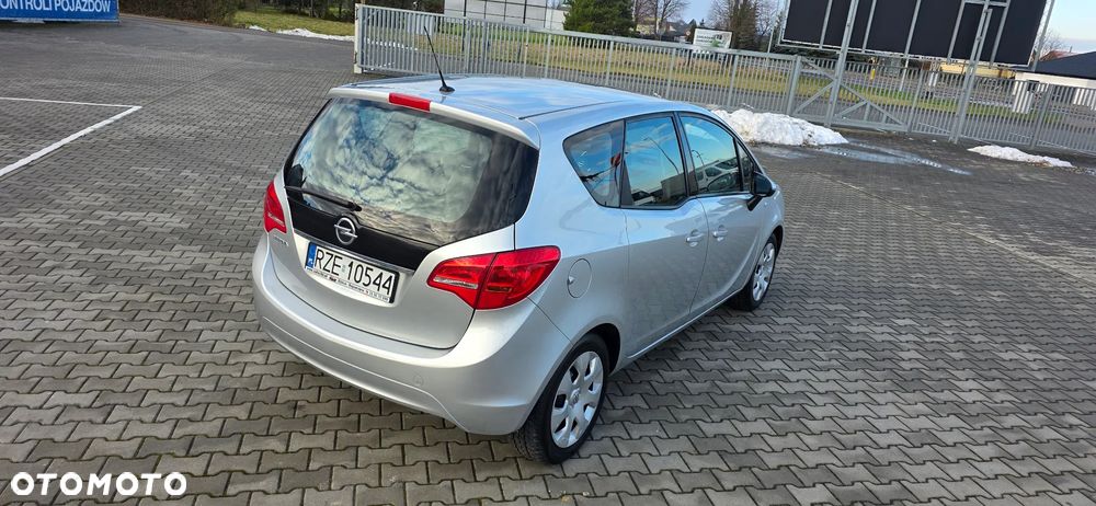 Opel Meriva - 8