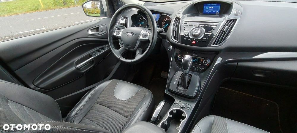 Ford Kuga 2.0 TDCi 4x4 Titanium - 9