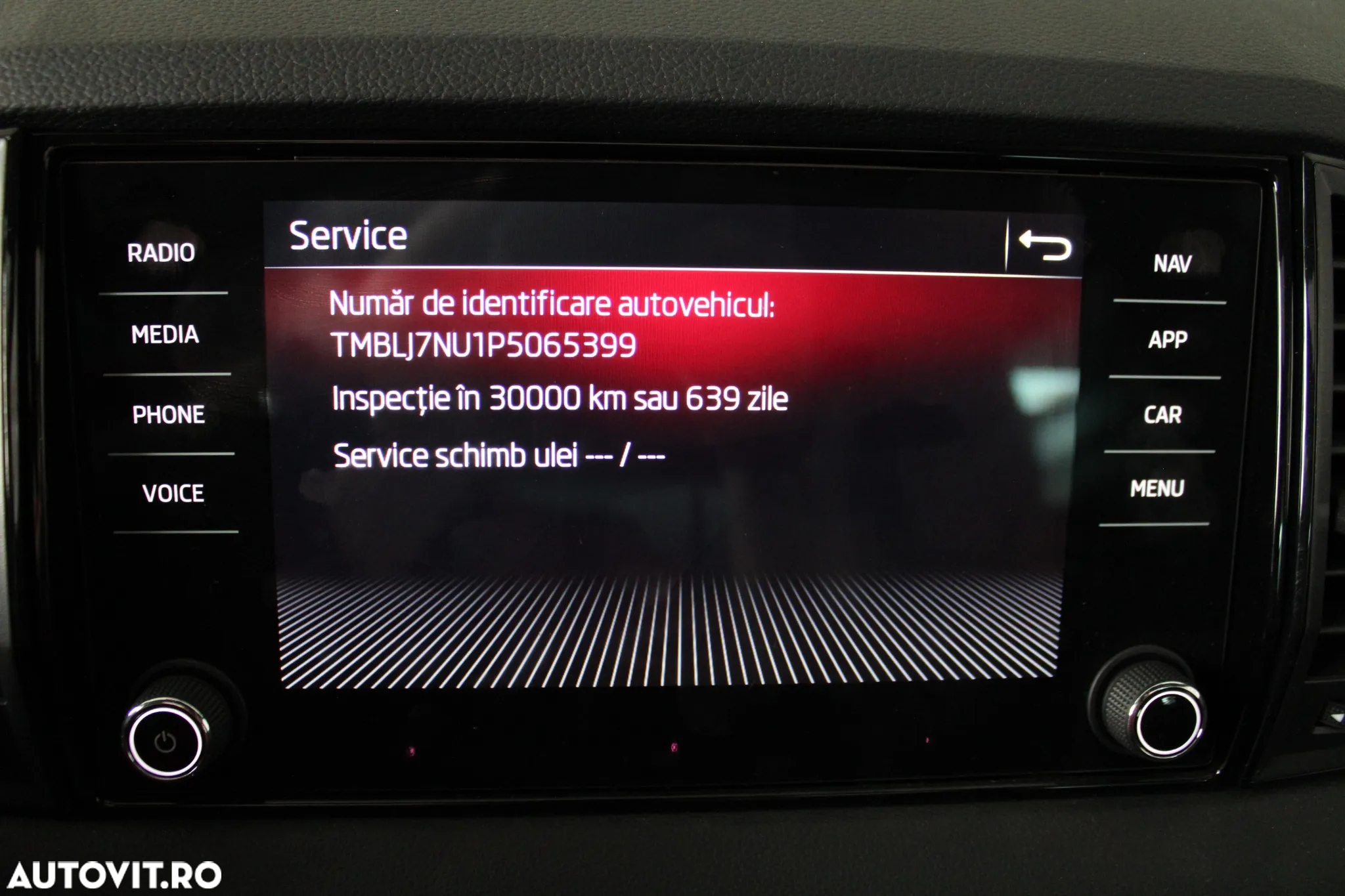 Skoda Karoq 2.0 TDI 4X4 DSG Sportline - 25