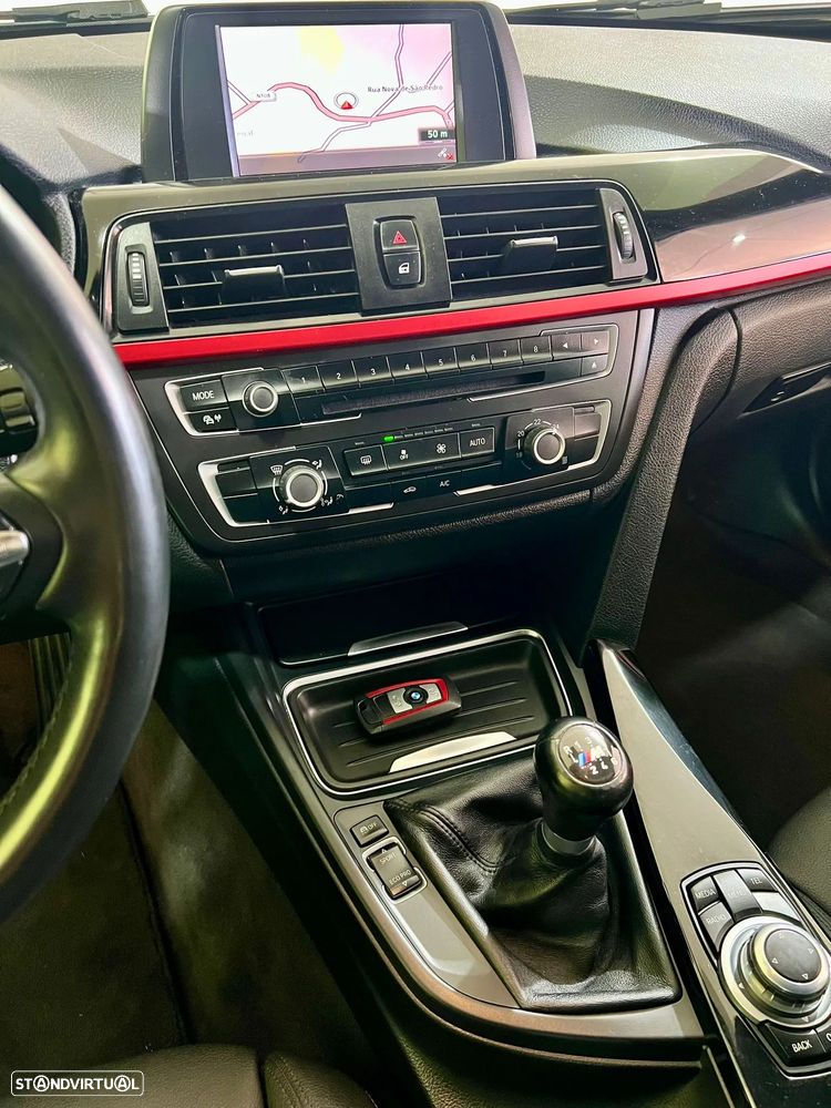 BMW 318 d DPF Edition Sport - 12