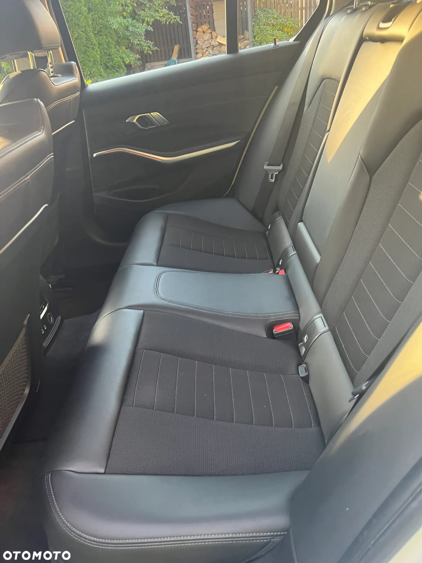 BMW Seria 3 320i Sport Line - 11