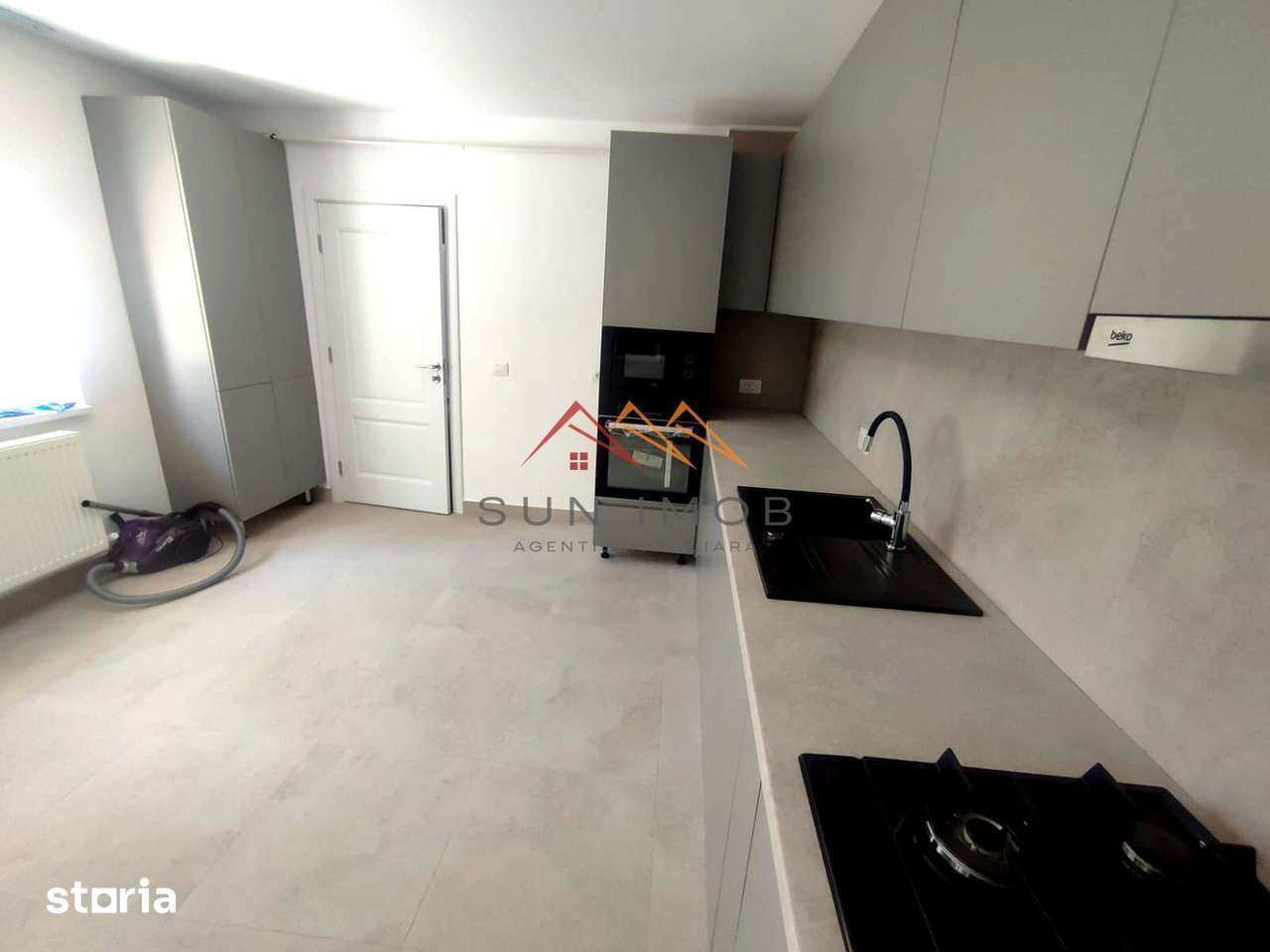 CASĂ DE ÎNCHIRIAT | ZONĂ CENTRALĂ | RENOVATĂ COMPLET ÎN 2026 - Imagine principală: 3/11