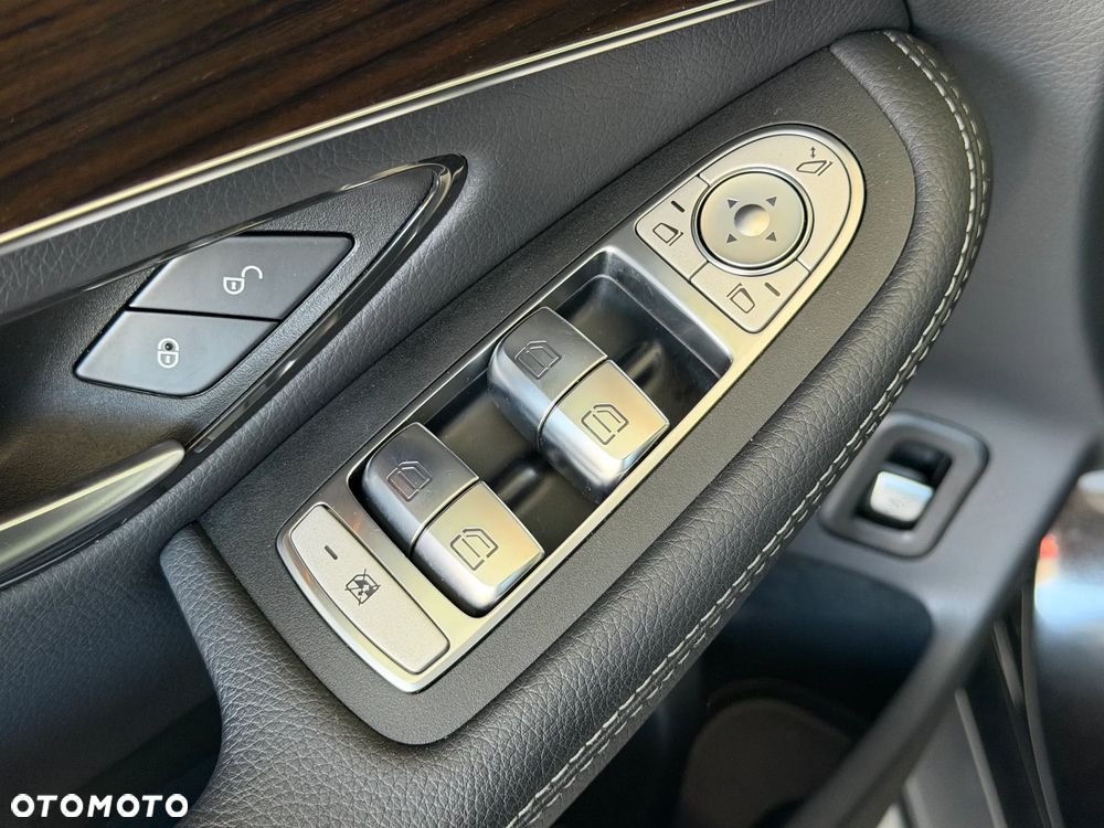 Mercedes-Benz GLC 220 d 4-Matic - 12