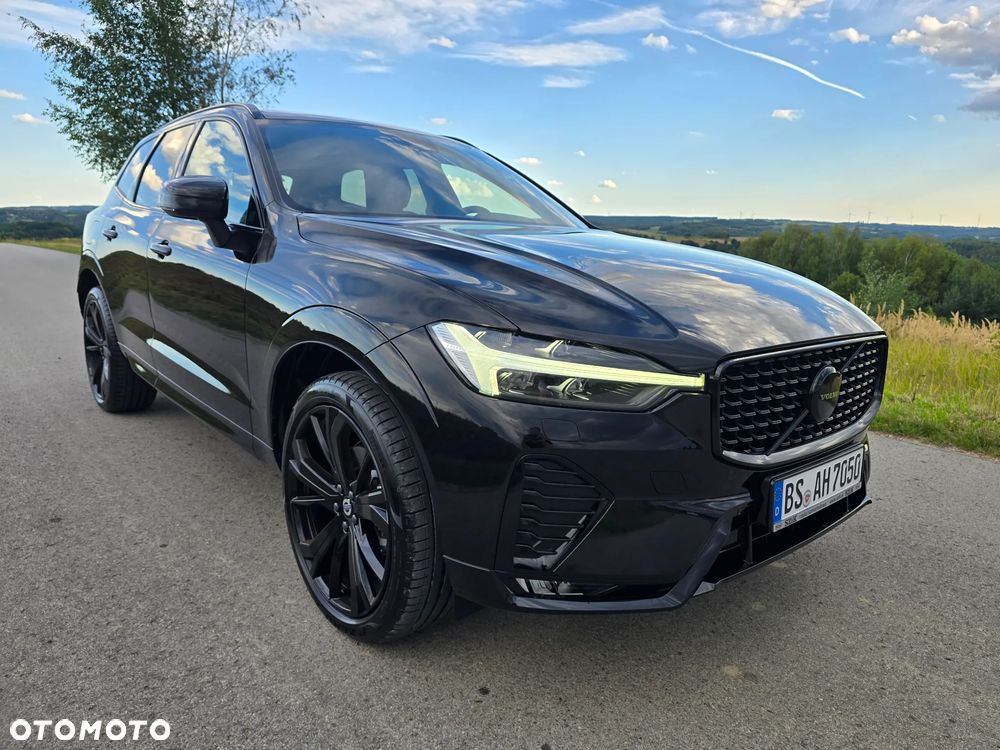 Volvo XC 60 B5 B AWD Plus Dark - 4