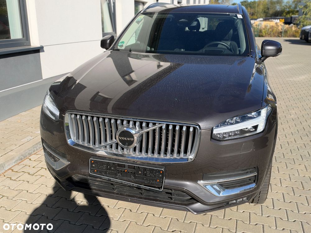 Volvo XC 90 - 1
