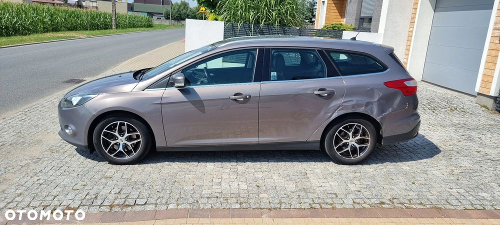 Ford Focus 1.6 EcoBoost Titanium - 6