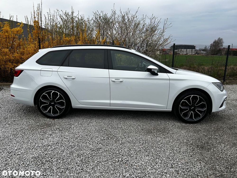 Seat Leon 2.0 TSI DSG OPF FR - 4