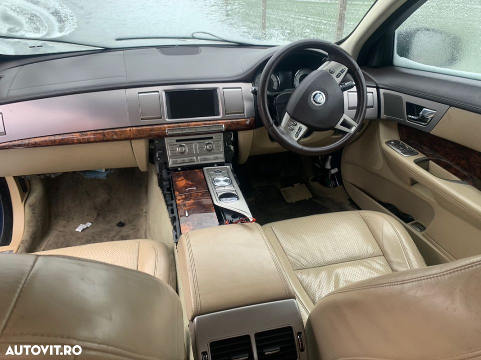 DEZMEMBREZ Piese Auto Jaguar XF Motor 2.2 2.7 3.0 Diesel euro 4 5 injector kit injectie injectoare Turbina Turbo Cutie de Viteze Automata Bara Fata Completa Capota Far Aripa portiera Fata spate stanga dreapta Portbagaj bara spate stop tripla jante aliaj Aluminiu Interior scaune Piele 2006-2012 - 6