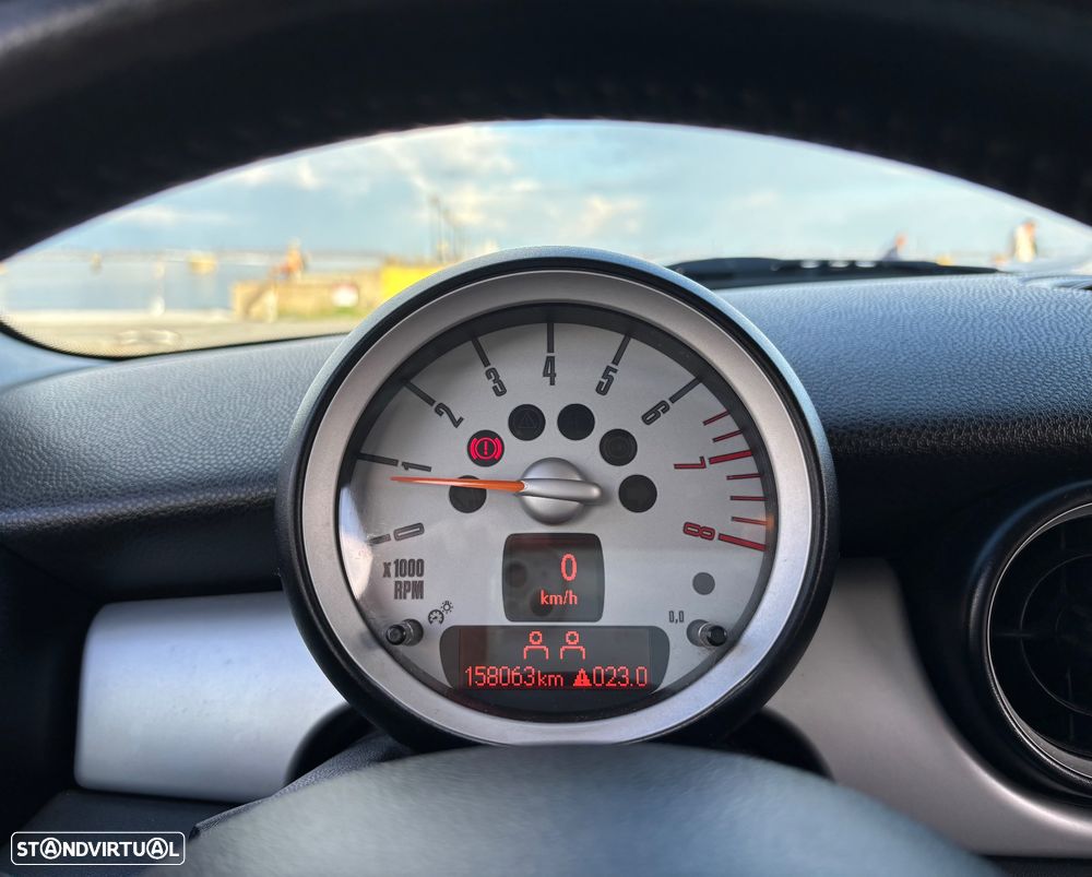 MINI 3 Portas One 1.4 - 11