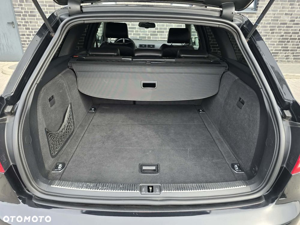 Audi A4 Avant 2.0 TDI DPF quattro - 18